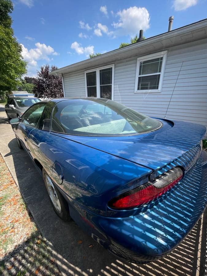 Chevrolet-camaro-1994-blue-8