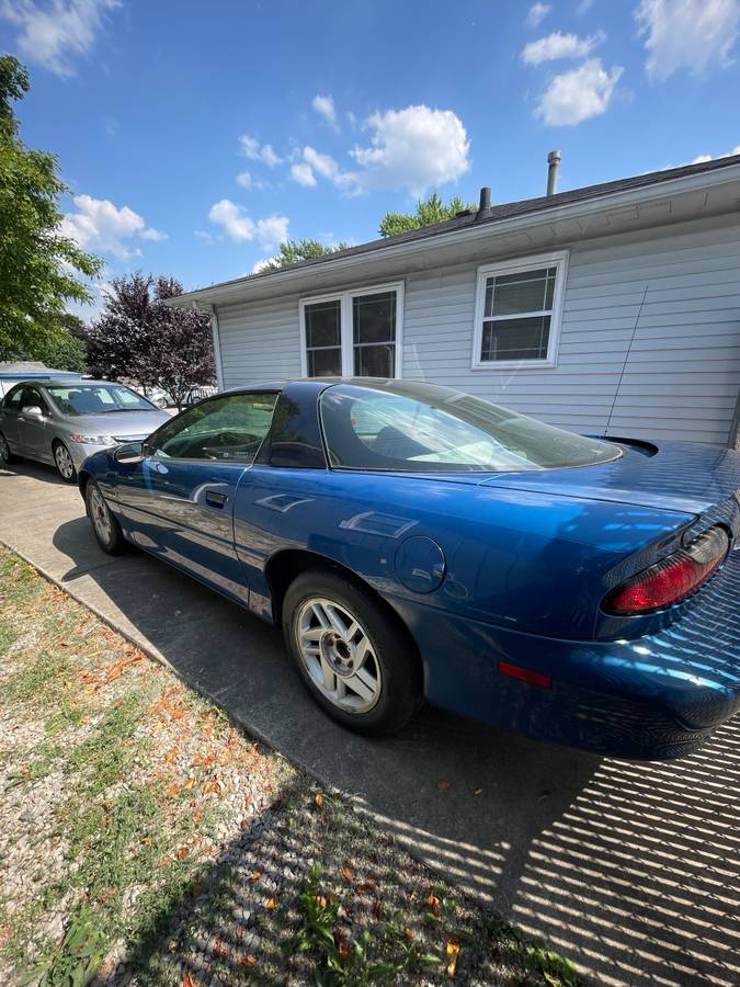 Chevrolet-camaro-1994-blue-9