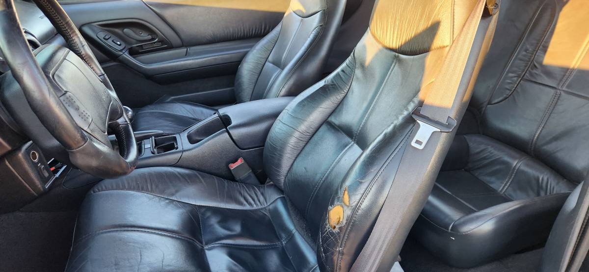 Chevrolet-camaro-1995-black-11