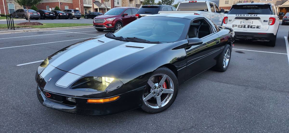 Chevrolet-camaro-1995-black-6