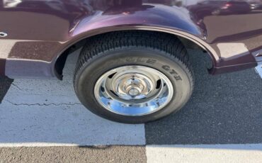 Chevrolet-camaro-2-door-coupe-1967-purple-17