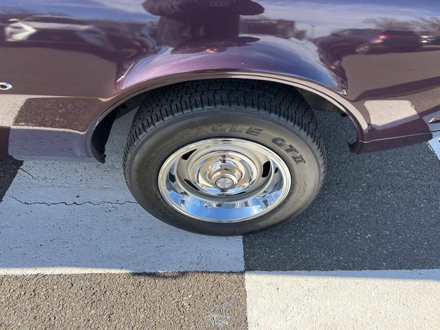 Chevrolet-camaro-2-door-coupe-1967-purple-17