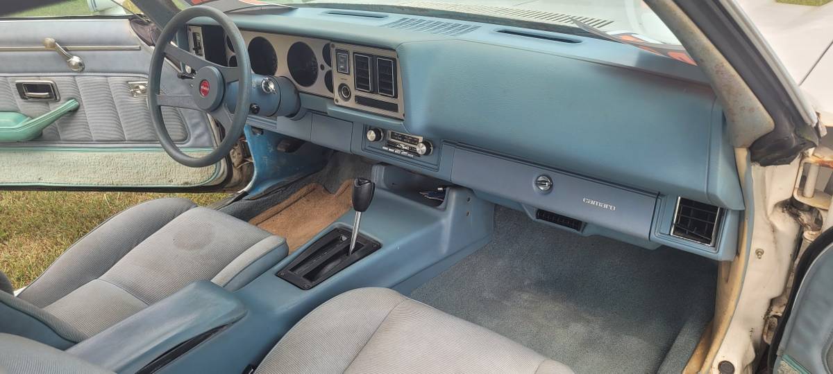 Chevrolet-camaro-berlinetta-1979