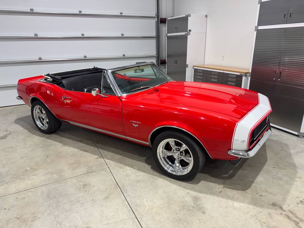 Chevrolet-camaro-convertible-1967-red-10