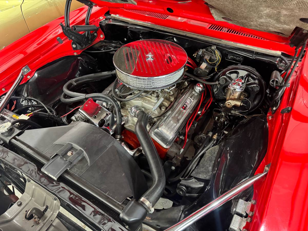 Chevrolet-camaro-convertible-1967-red-13