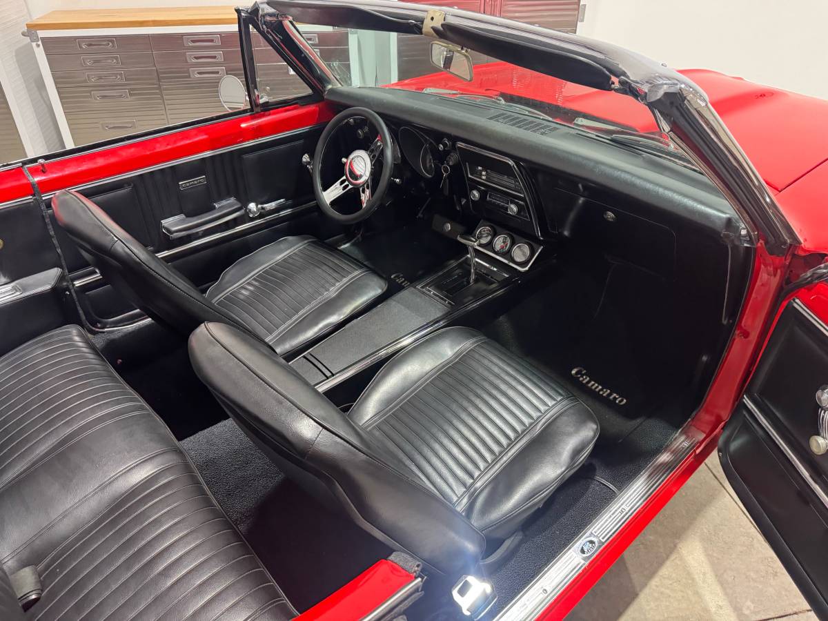 Chevrolet-camaro-convertible-1967-red-18