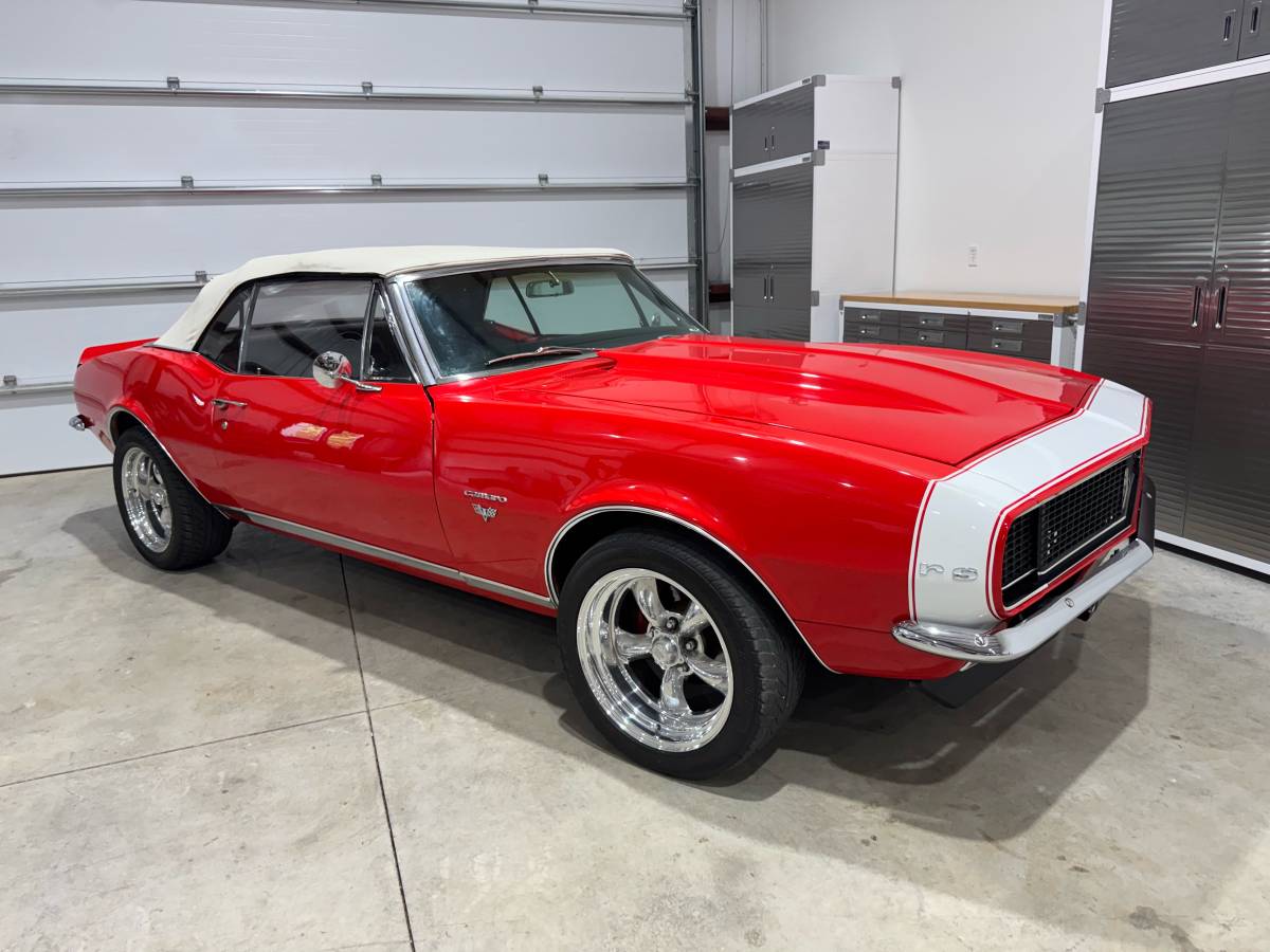 Chevrolet-camaro-convertible-1967-red-21