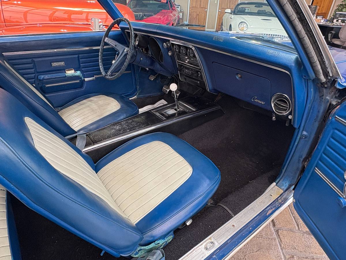 Chevrolet-camaro-diesel-1968-blue-18