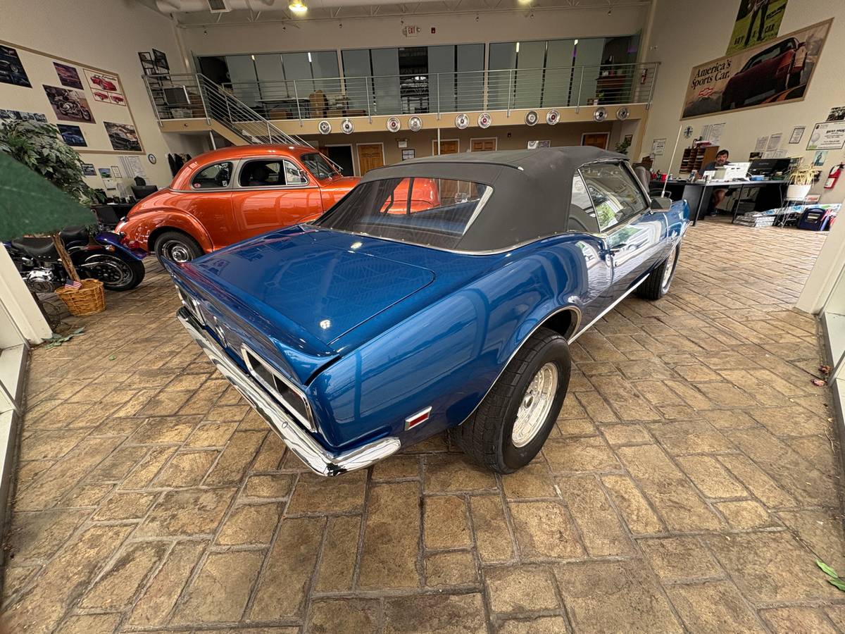 Chevrolet-camaro-diesel-1968-blue-3