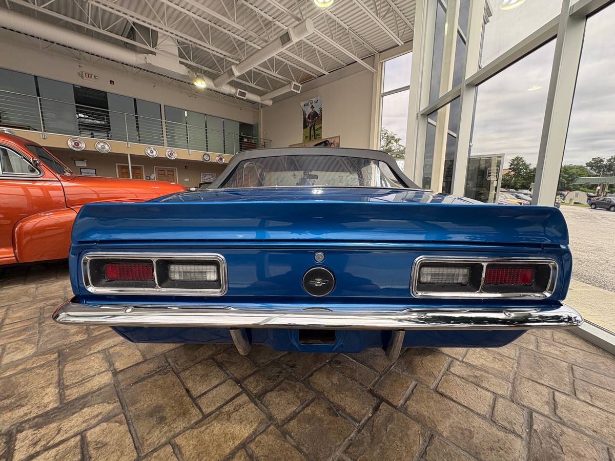 Chevrolet-camaro-diesel-1968-blue-4