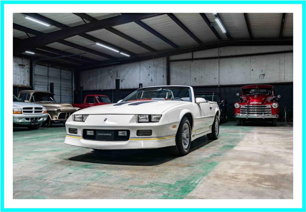 Chevrolet-camaro-iroc-convertibl-1988-white-10