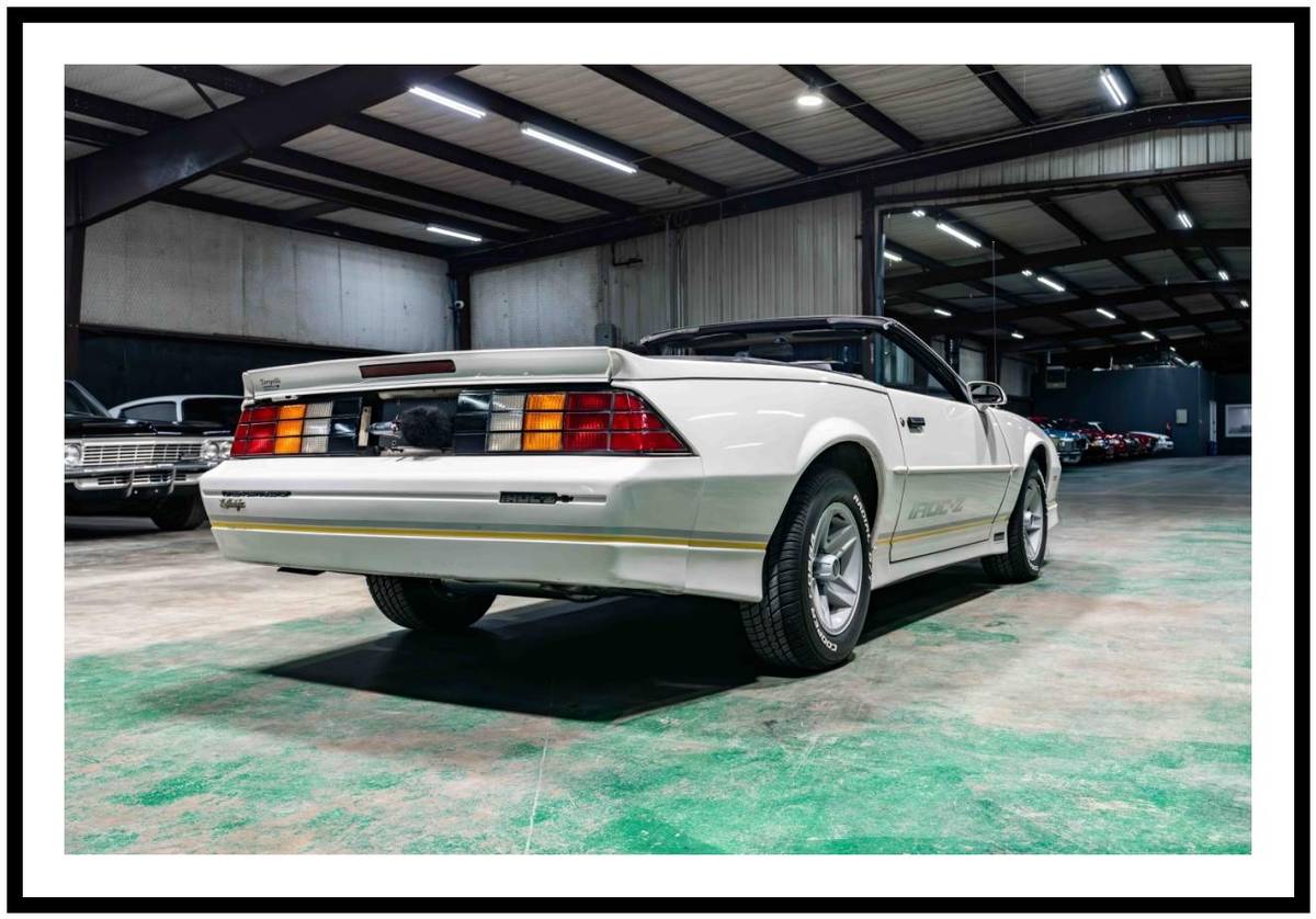 Chevrolet-camaro-iroc-convertibl-1988-white-20