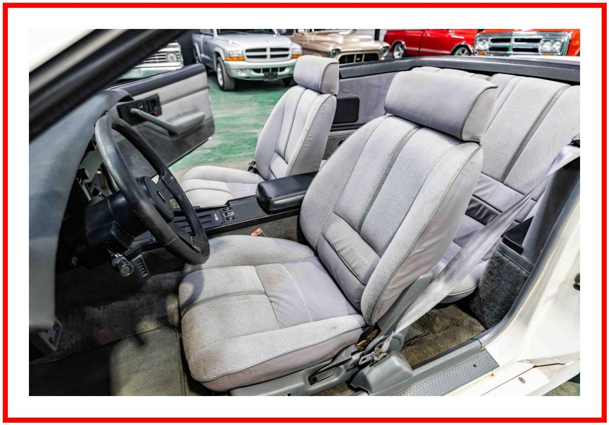 Chevrolet-camaro-iroc-convertibl-1988-white-25