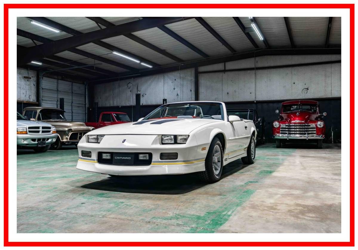 Chevrolet-camaro-iroc-convertibl-1988-white-28