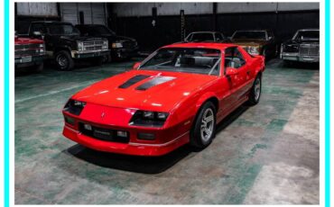 Chevrolet-camaro-iroc-z-1988-red-14