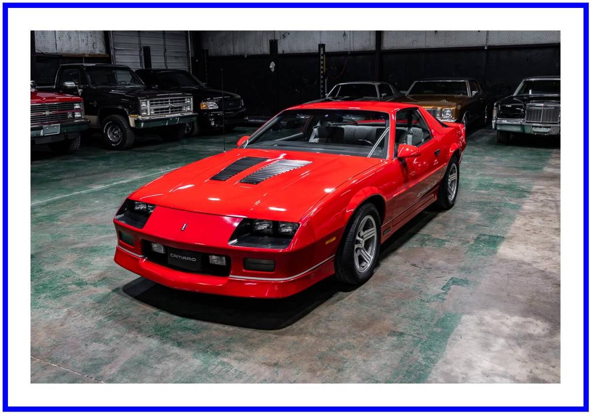 Chevrolet-camaro-iroc-z-1988-red-24