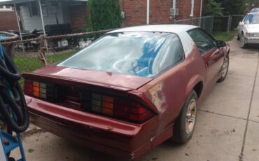 Chevrolet-camaro-iroc-z-1989-1