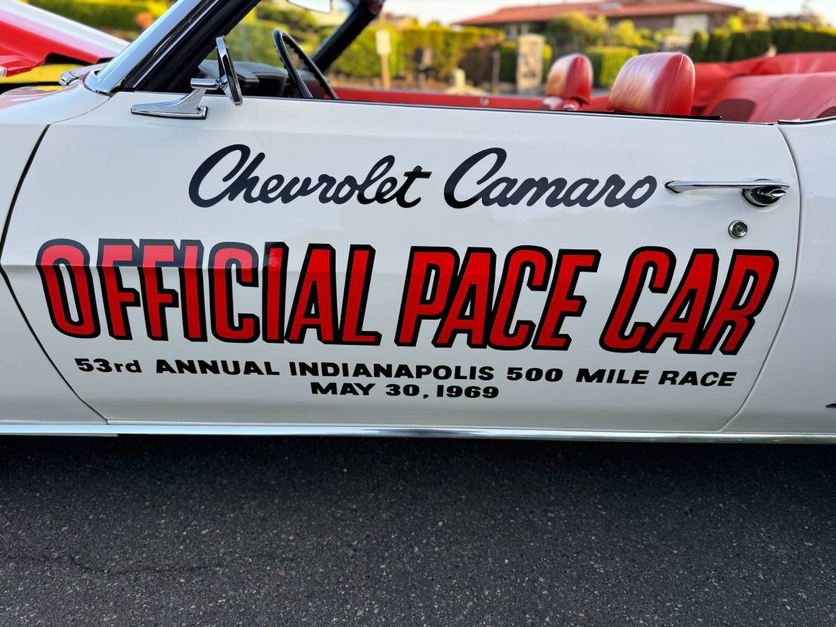 Chevrolet-camaro-pace-car-1969-white-11