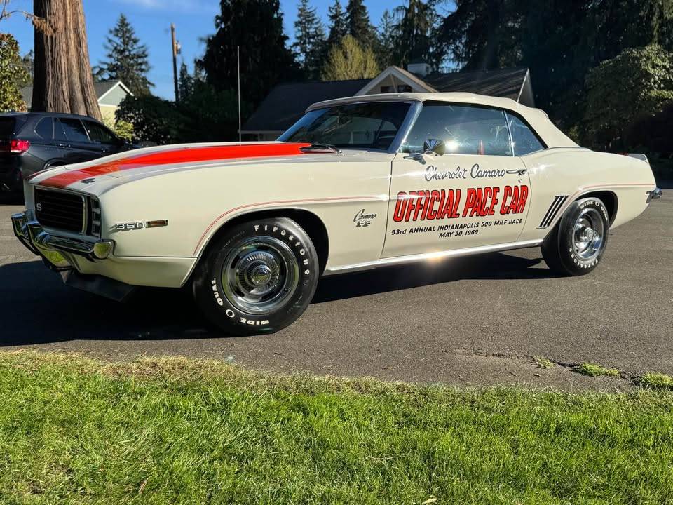 Chevrolet-camaro-pace-car-1969-white-6