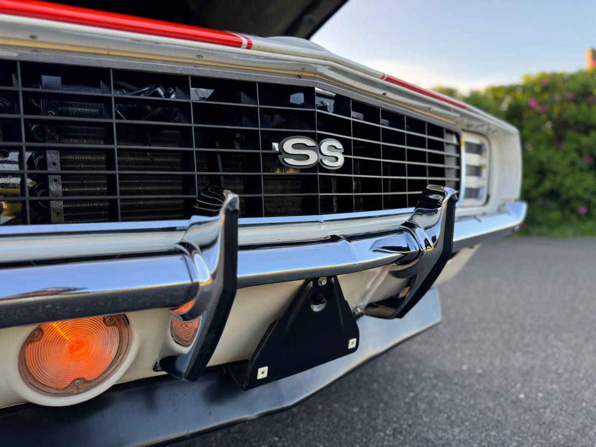 Chevrolet-camaro-pace-car-1969-white-7