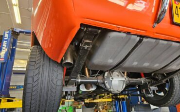 Chevrolet-camaro-restomod-1969-14