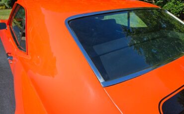 Chevrolet-camaro-restomod-1969-4