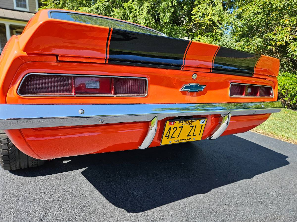 Chevrolet-camaro-restomod-1969-9