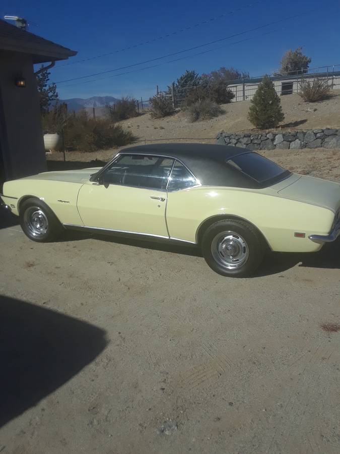Chevrolet-camaro-rs-1968-yellow