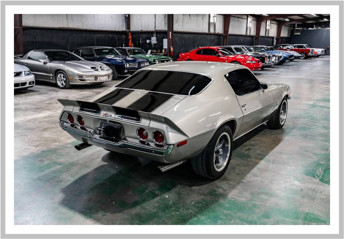 Chevrolet-camaro-rs-1972-silver-13
