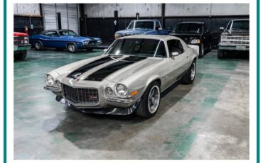 Chevrolet-camaro-rs-1972-silver-20