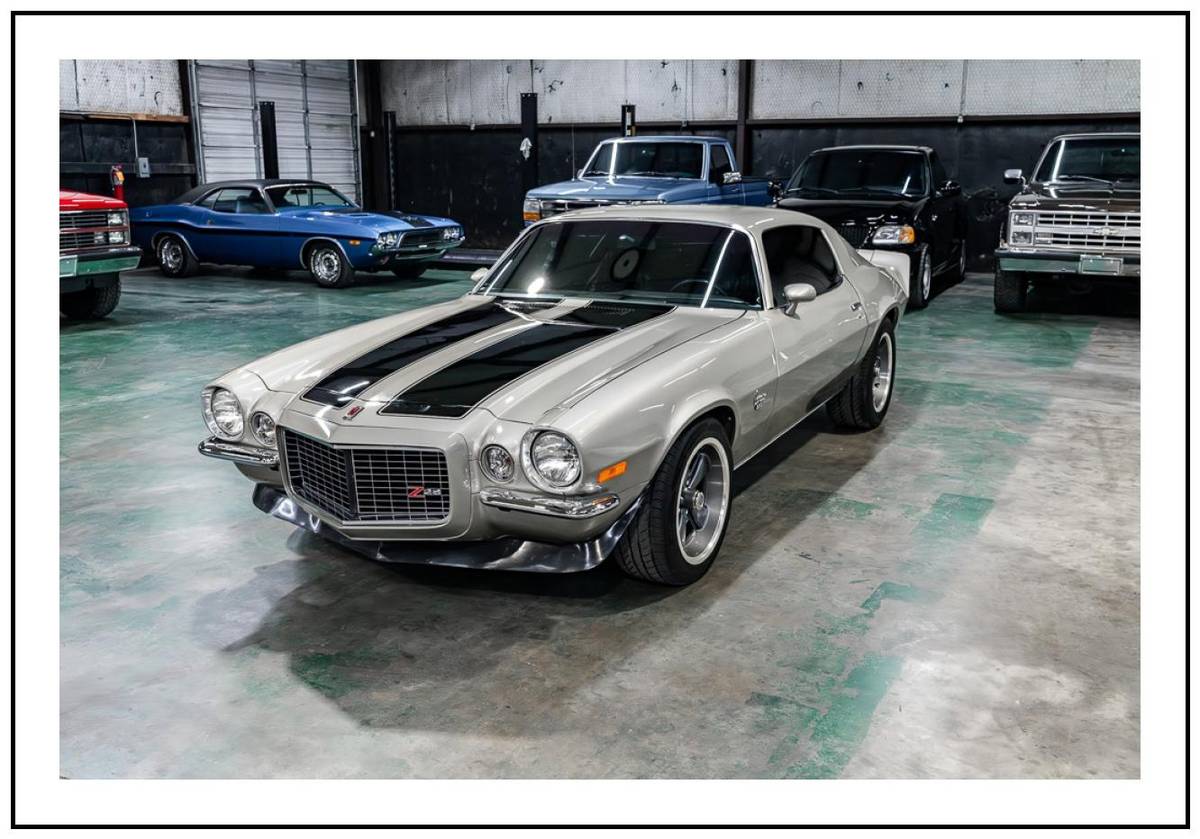 Chevrolet-camaro-rs-1972-silver-28