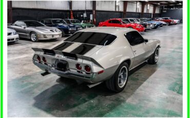 Chevrolet-camaro-rs-1972-silver-29