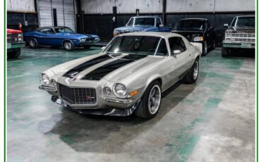 Chevrolet-camaro-rs-1972-silver