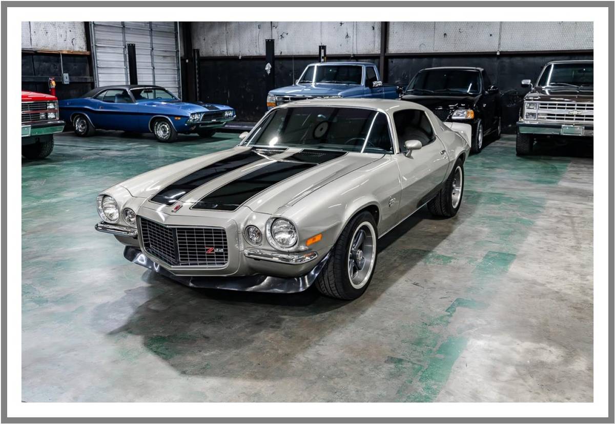 Chevrolet-camaro-rs-1972-silver-40