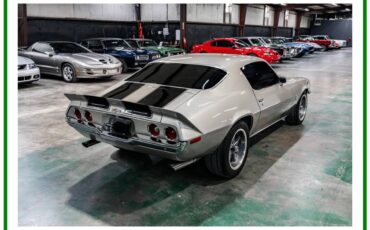 Chevrolet-camaro-rs-1972-silver-41