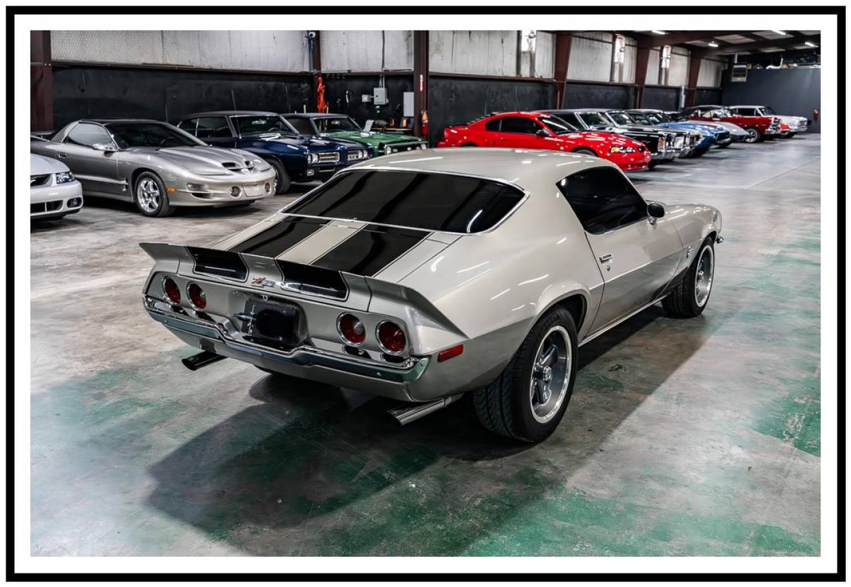 Chevrolet-camaro-rs-1972-silver-45