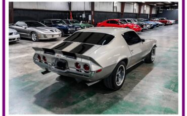 Chevrolet-camaro-rs-1972-silver-5