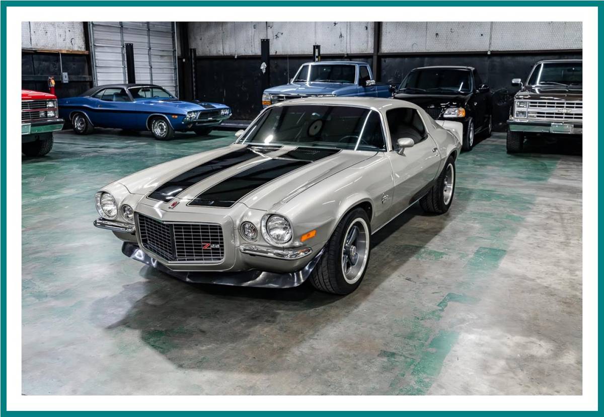 Chevrolet-camaro-rs-1972-silver-8