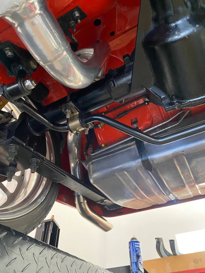 Chevrolet-camaro-rs-1973-orange-15