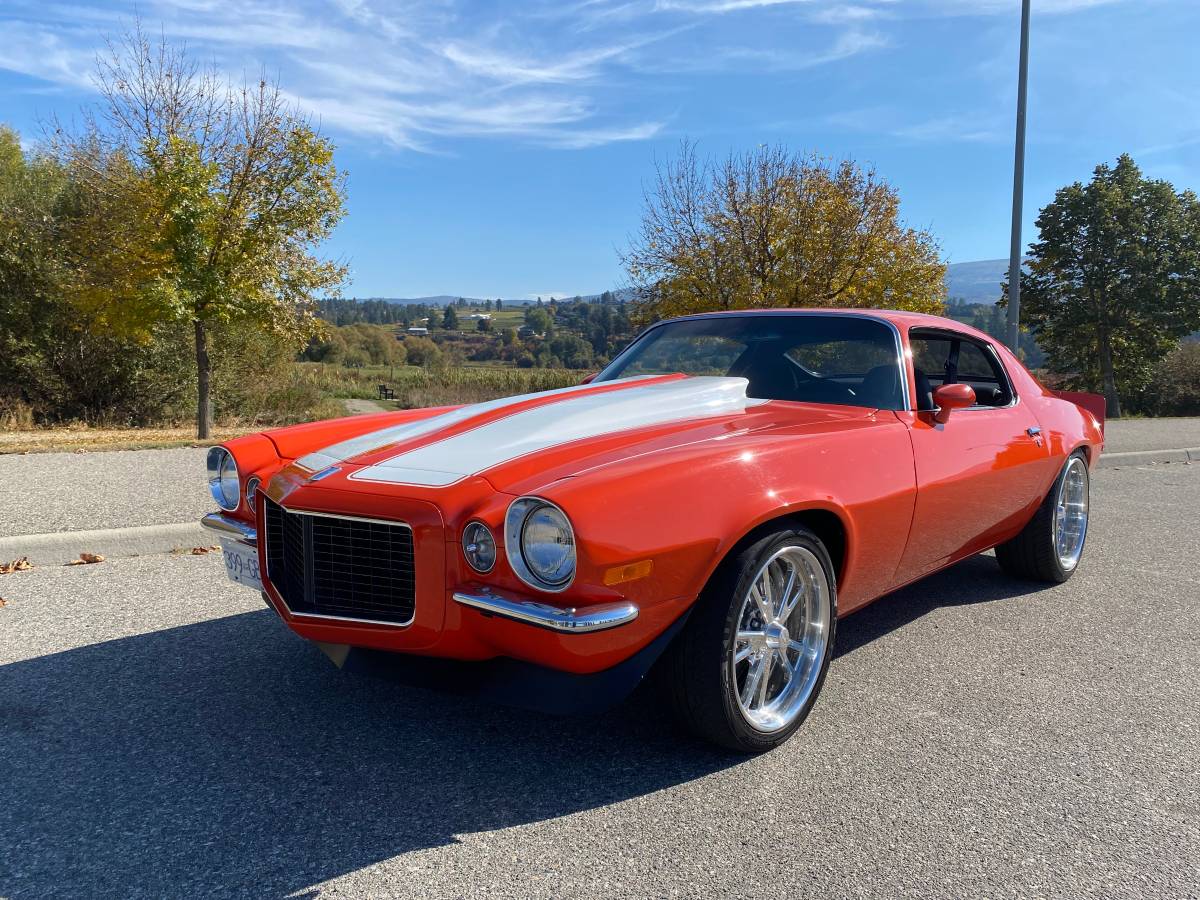 Chevrolet-camaro-rs-1973-orange-3