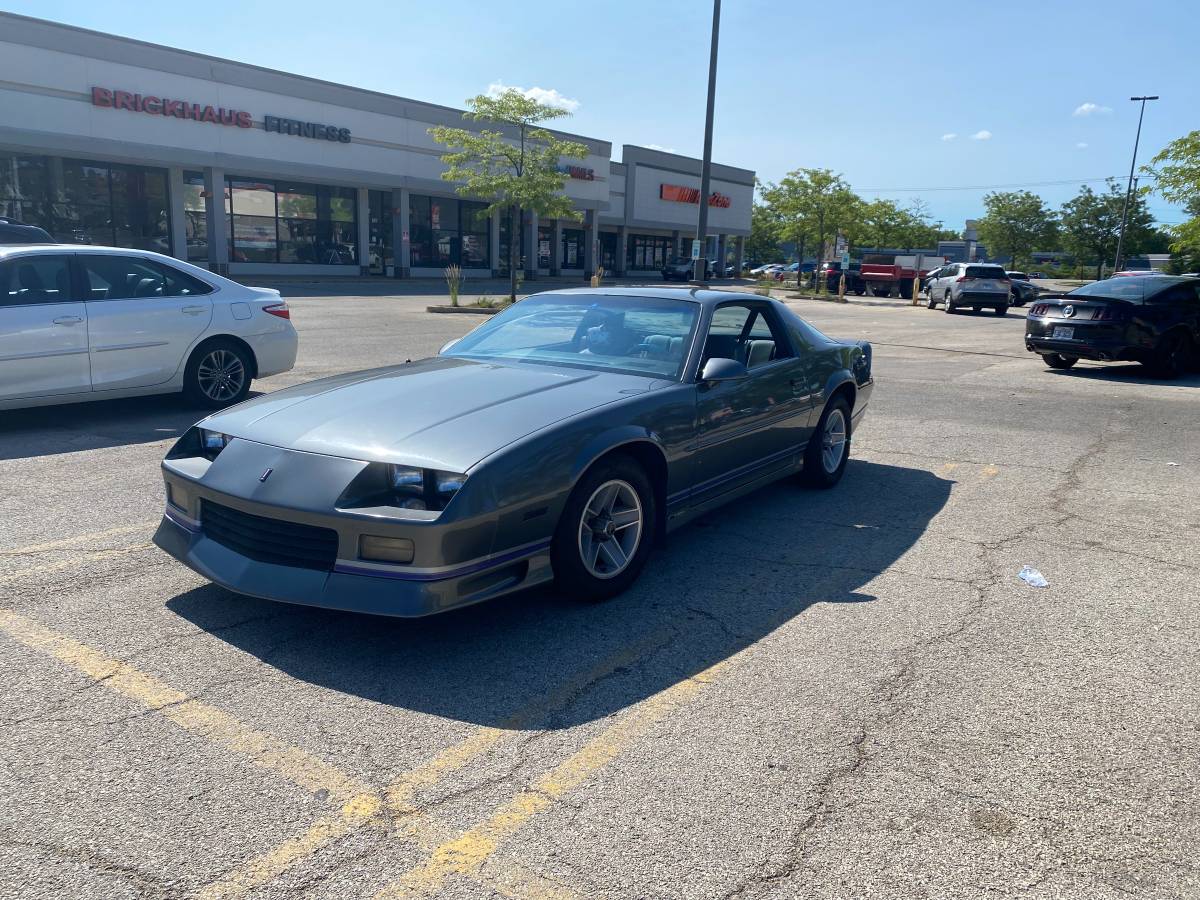 Chevrolet-camaro-rs-1989-grey-4