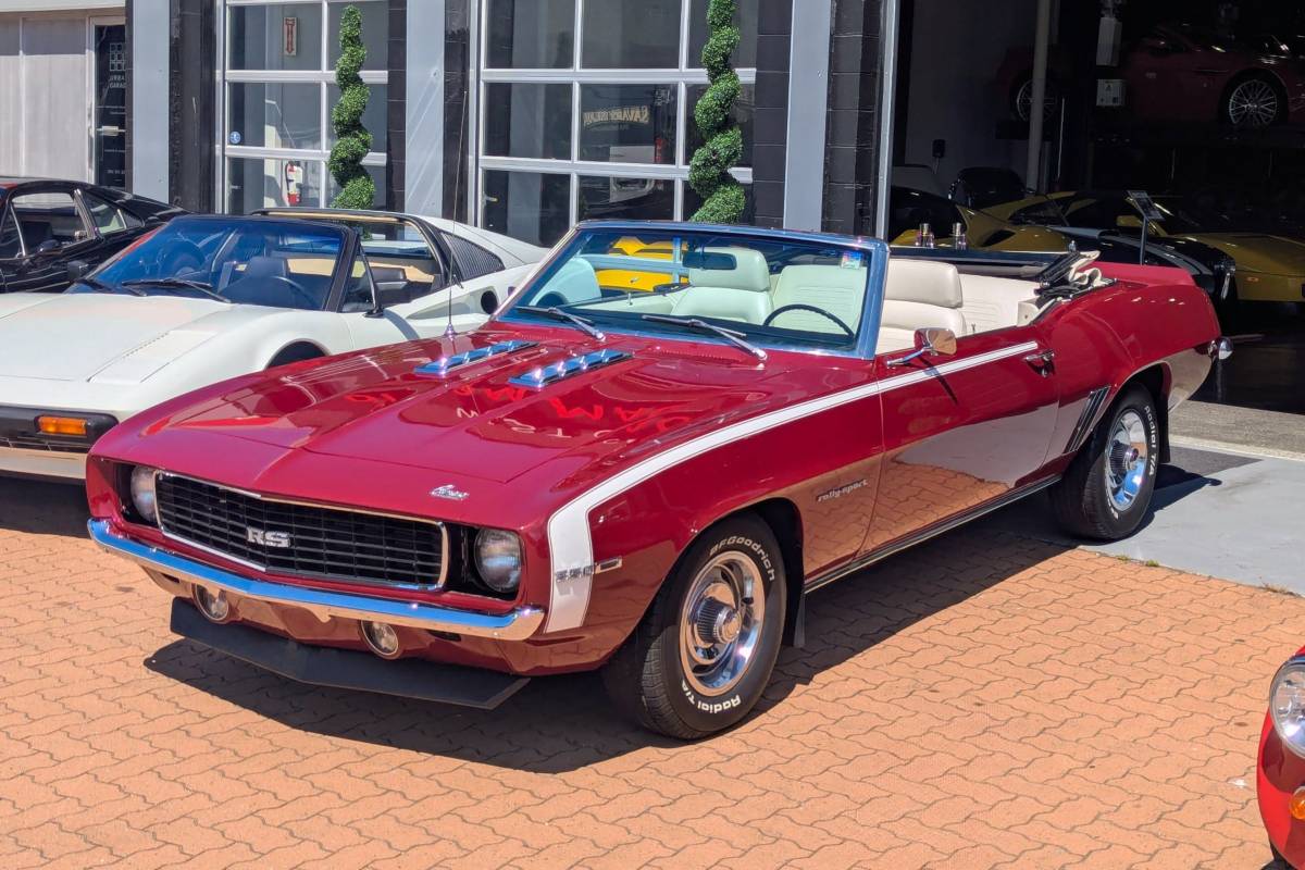 Chevrolet-camaro-rs-convertible-1969-red-9