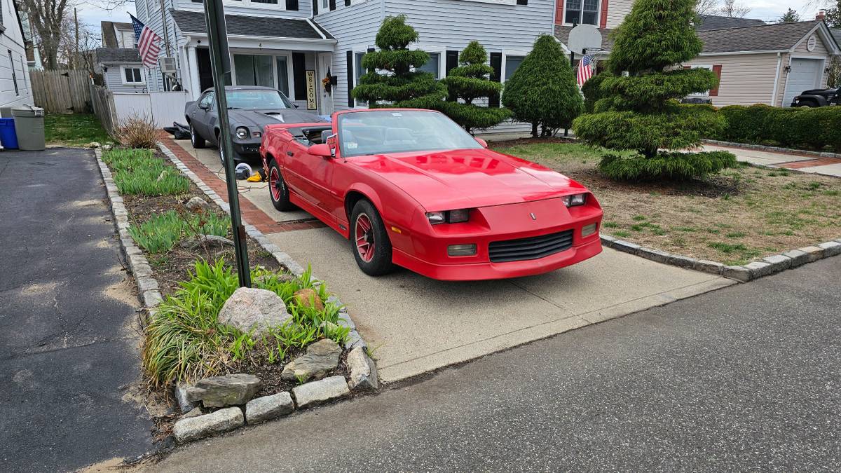 Chevrolet-camaro-rs-convertible-1989-red-4