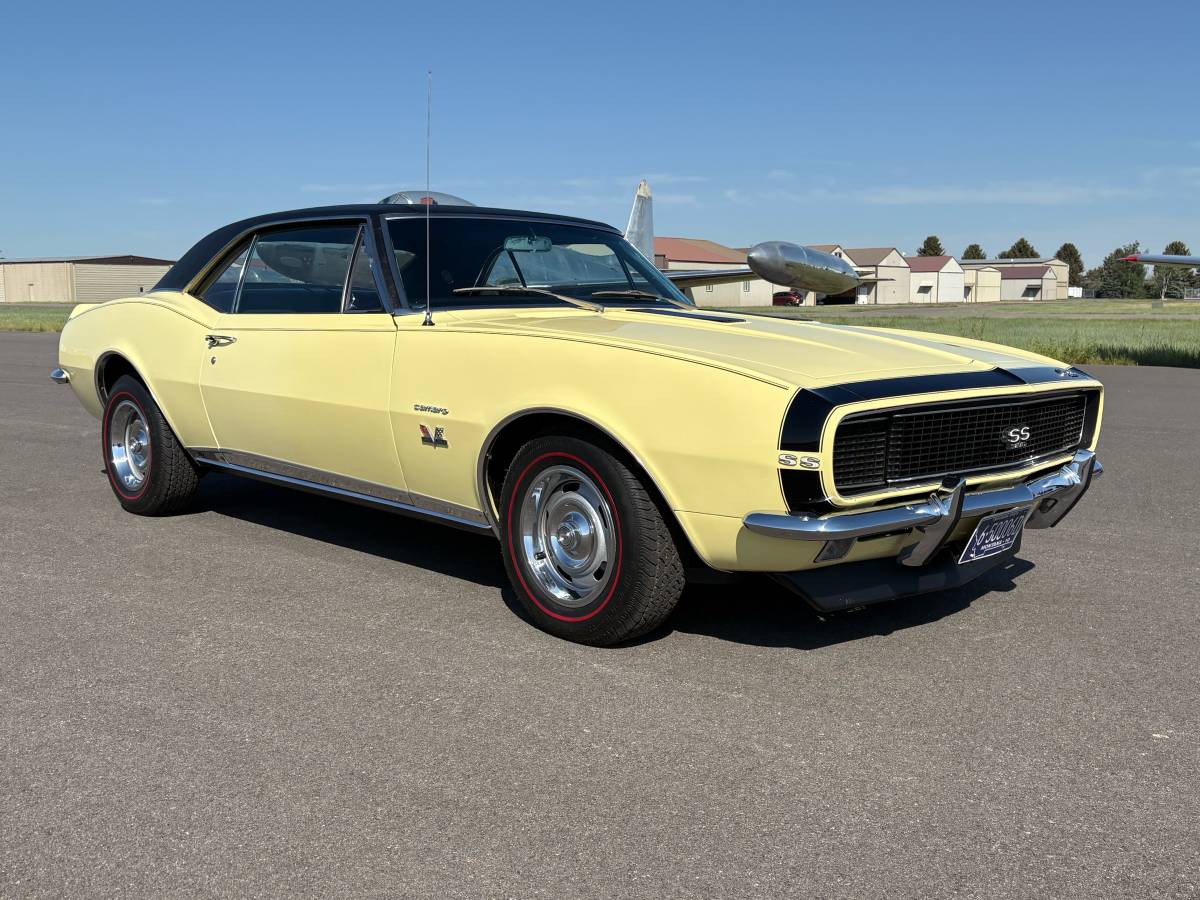 Chevrolet-camaro-rsss-1967-yellow-1