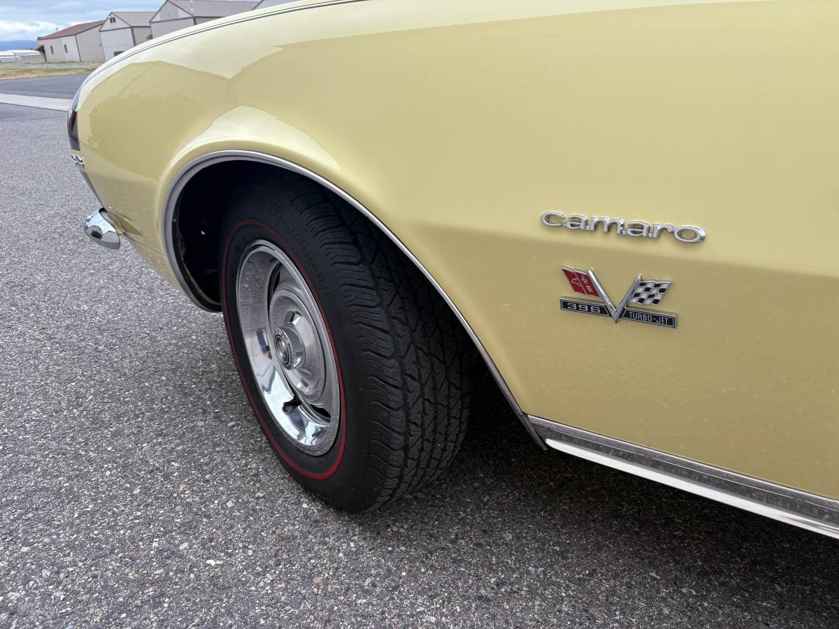 Chevrolet-camaro-rsss-1967-yellow-14