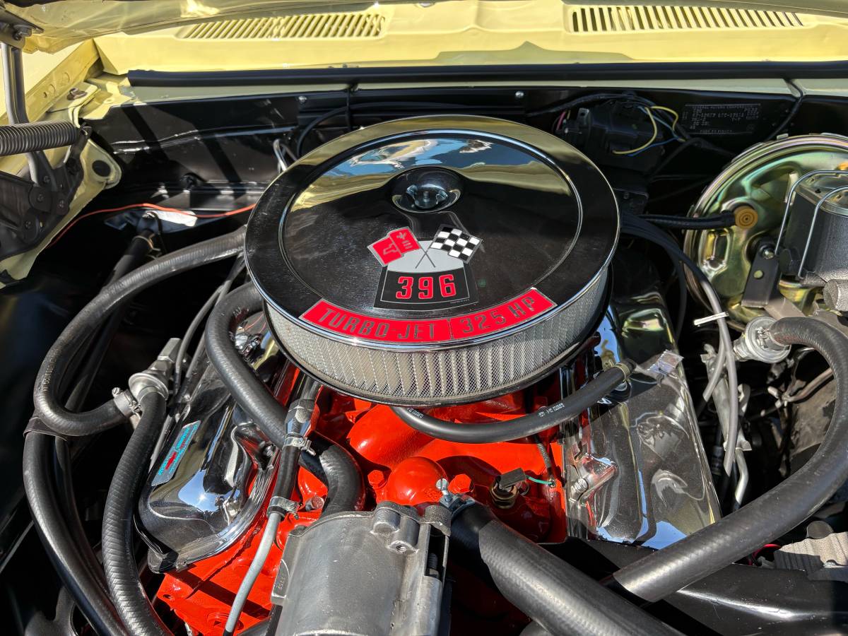 Chevrolet-camaro-rsss-1967-yellow-17