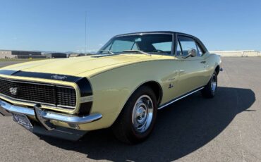 Chevrolet-camaro-rsss-1967-yellow