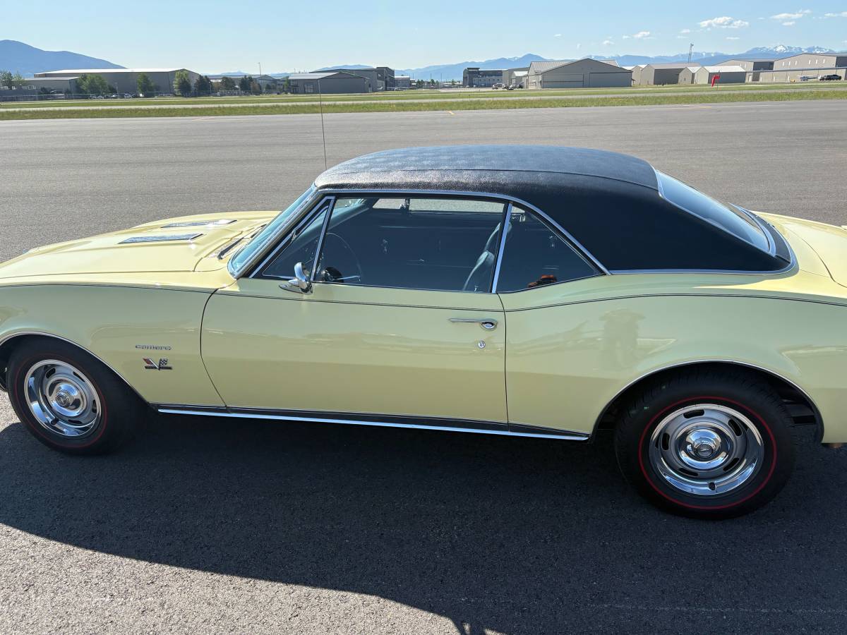 Chevrolet-camaro-rsss-1967-yellow-4