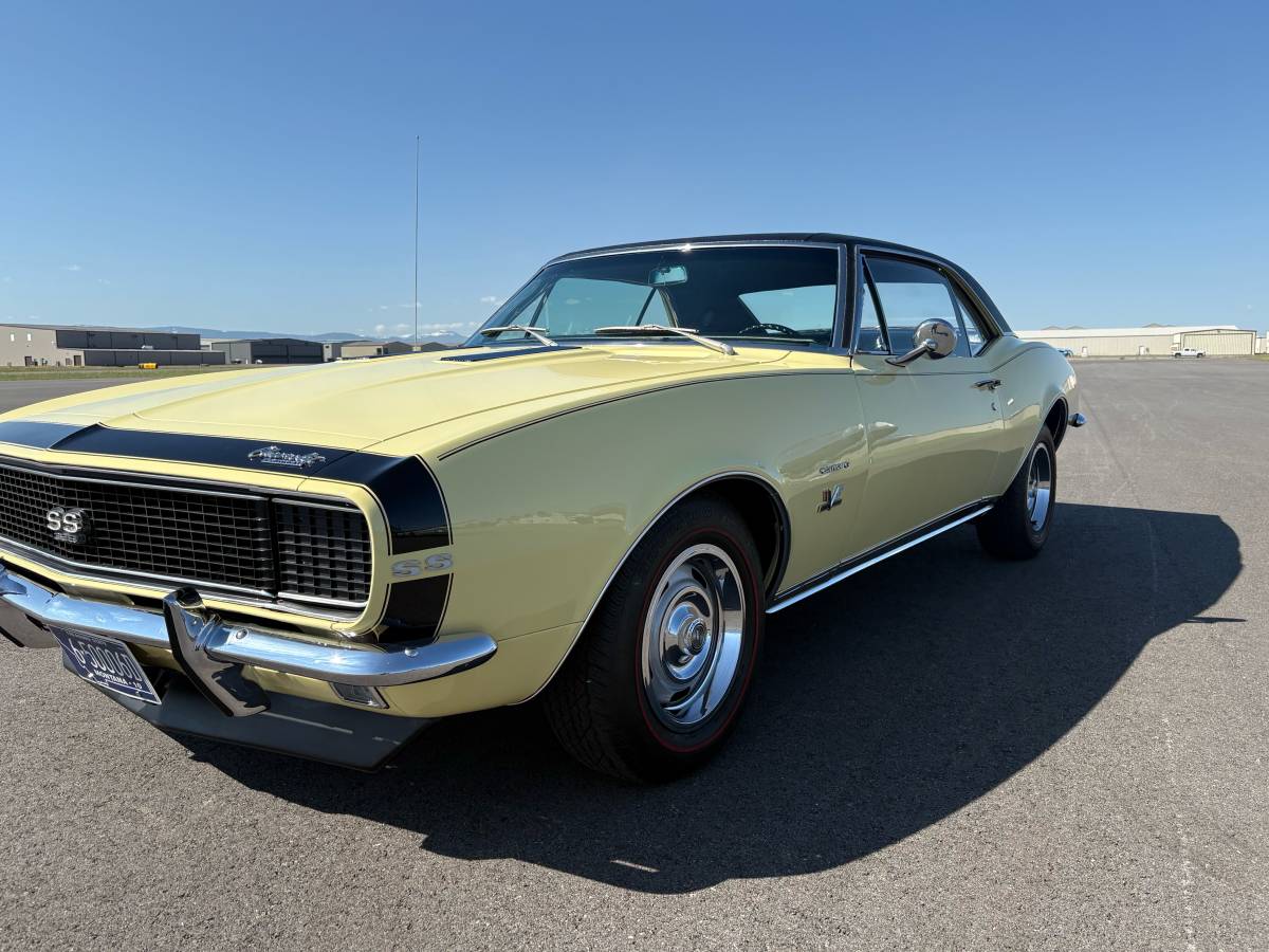 Chevrolet-camaro-rsss-1967-yellow