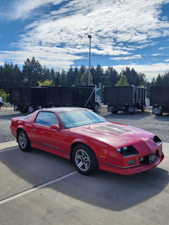 Chevrolet-camaro-sport-1986-red-2